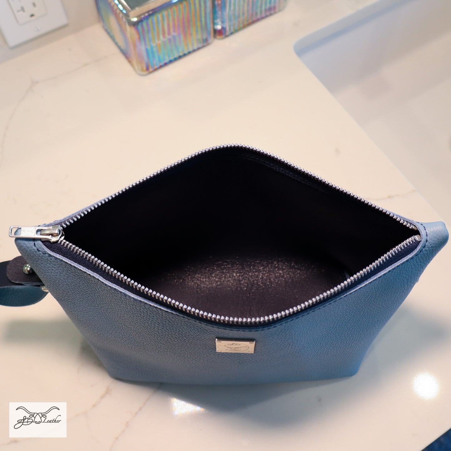 Travel Accessories Bag - Medium Sized Toiletries Bag