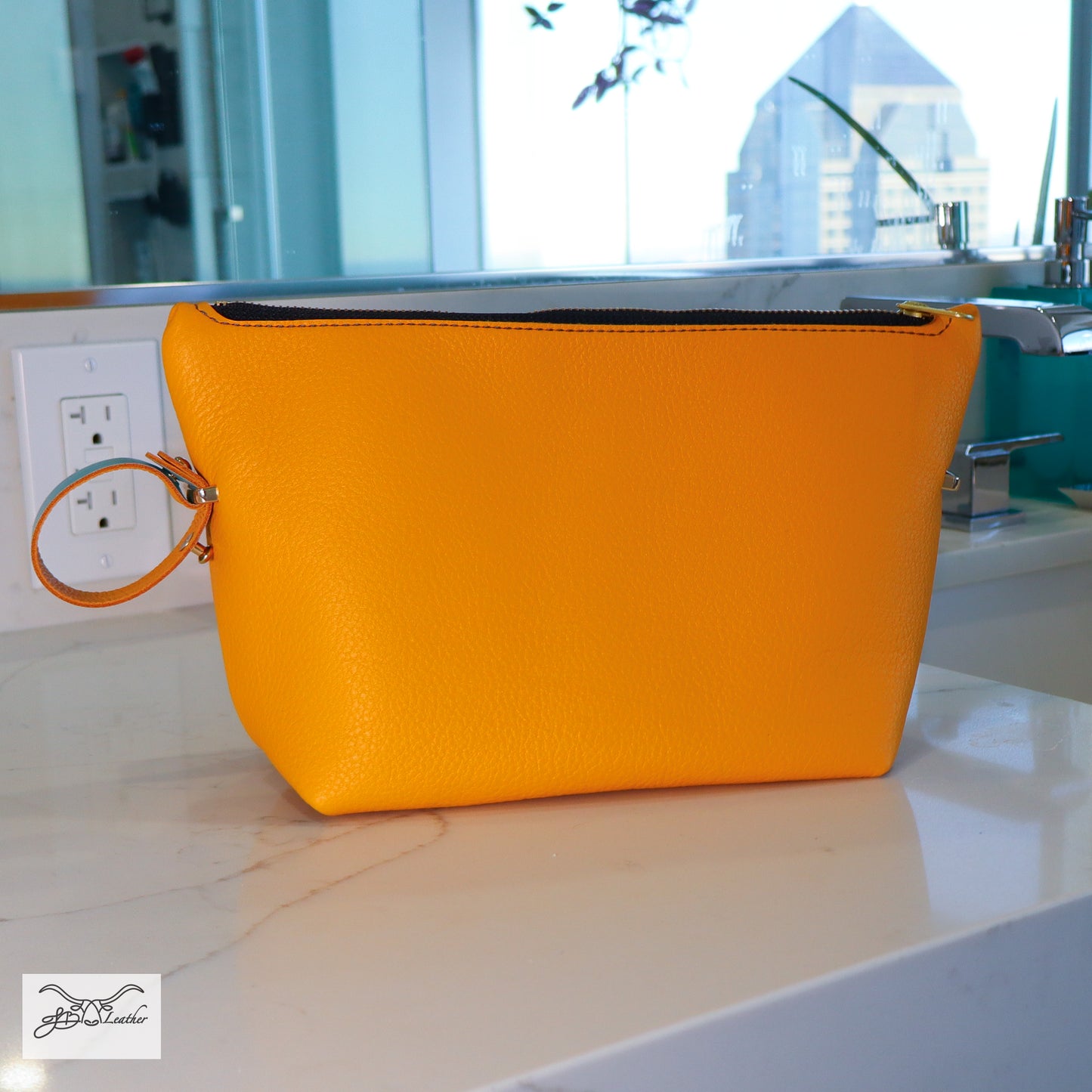 Travel Accessories Bag - Medium Sized Toiletries Bag