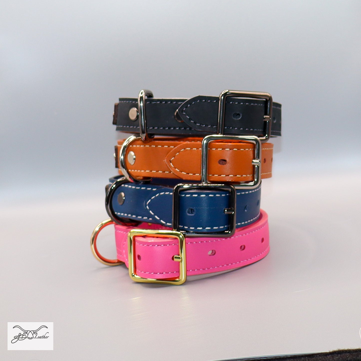Luxe Pet Collar - Take your pet for walks with style!