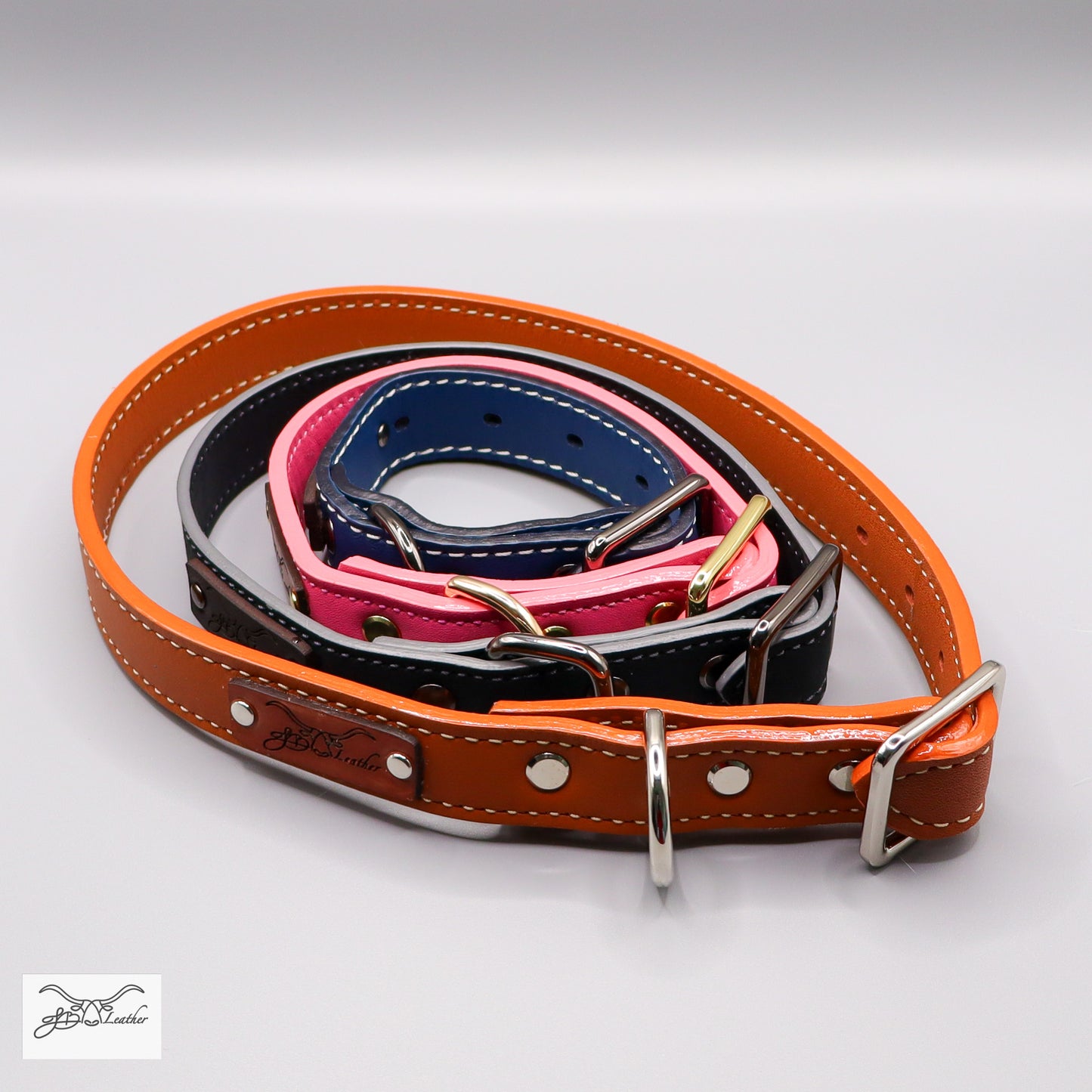 Luxe Pet Collar - Take your pet for walks with style!