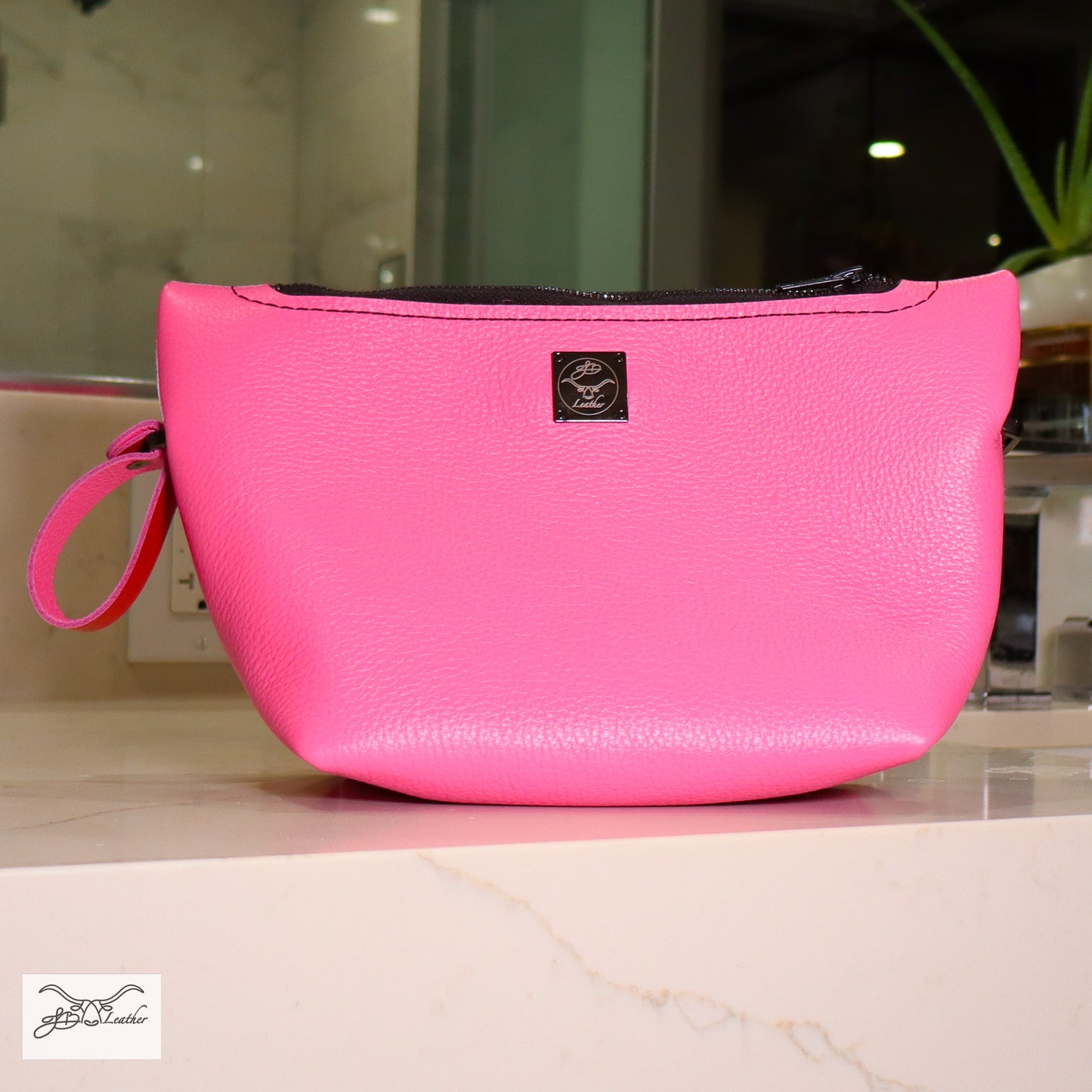Travel Accessories Bag - Medium Sized Toiletries Bag